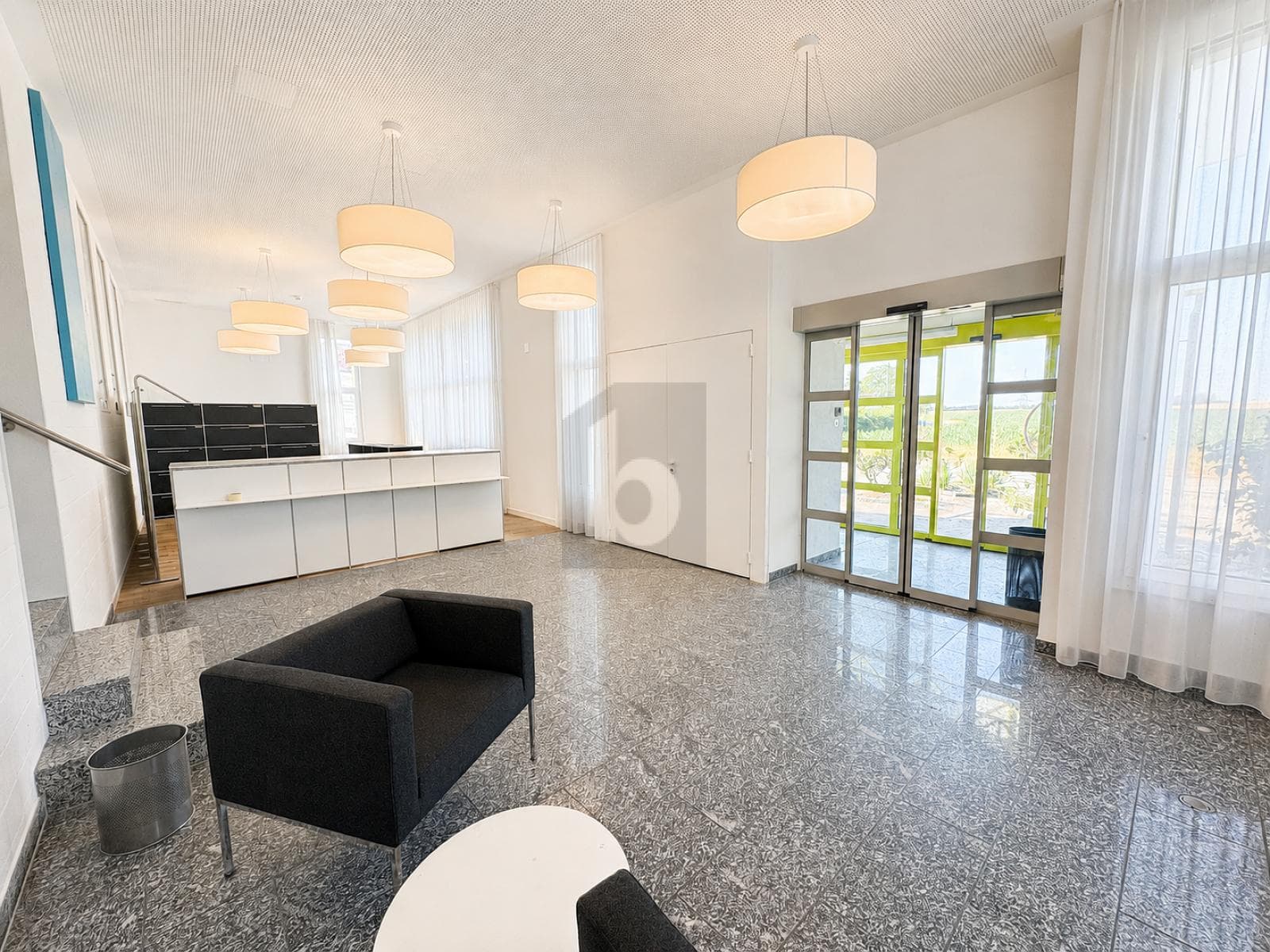 Praxis in 4556 Aeschi, 380m²