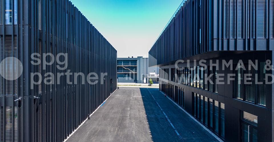 Industrie an Route des Avouillons 15, 1196 Gland – Bild 2 von 11
