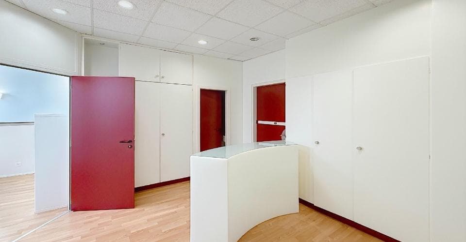 Gewerbe an Route Suisse 9, 1295 Mies VD – Bild 4 von 10