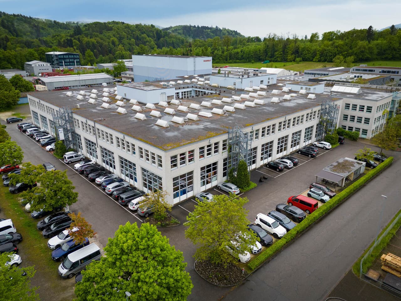 Office at Birren 5, 5703 Seon