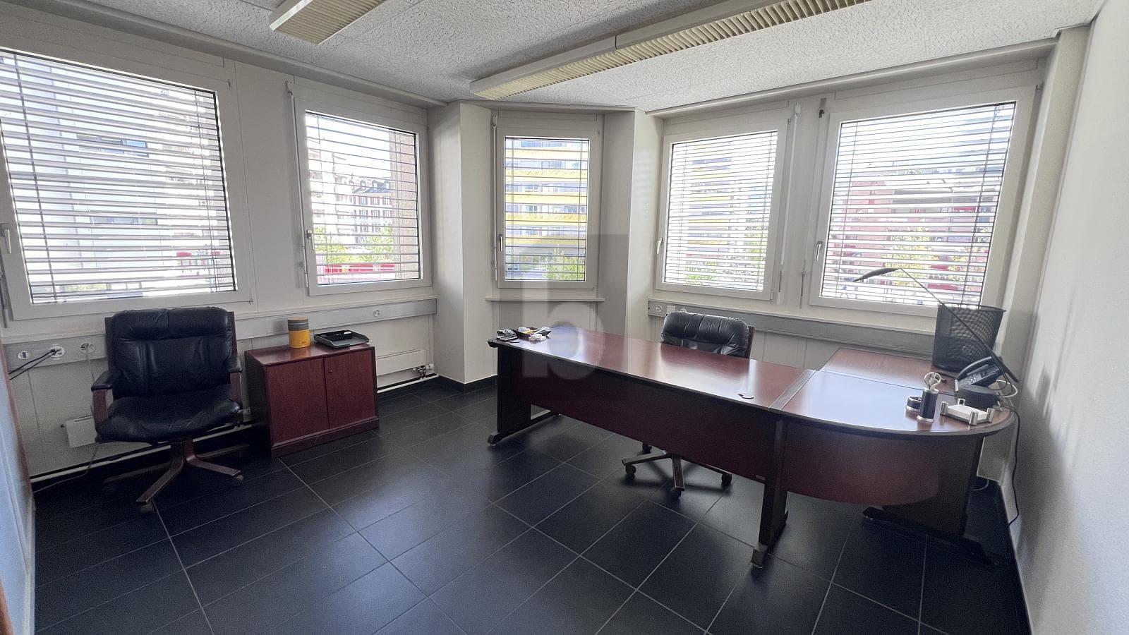 Büro in 1225 Chêne-Bourg, 92m² – Bild 3 von 6