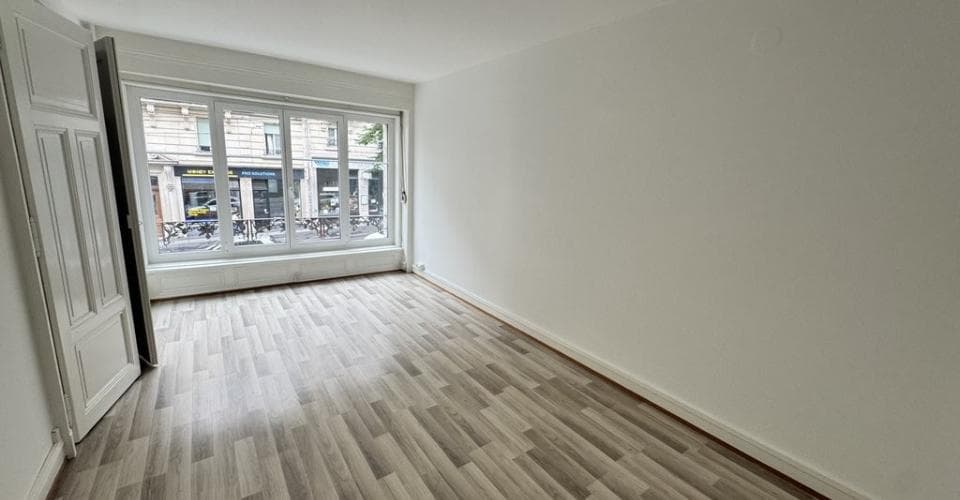 Büro an Avenue Louis-Ruchonnet 4, 1003 Lausanne