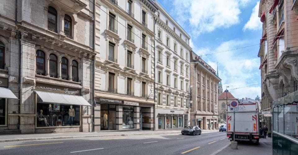 Espace de vente au 6, rue du Grand-Chêne, 1003 Lausanne – Photo 2 sur 8