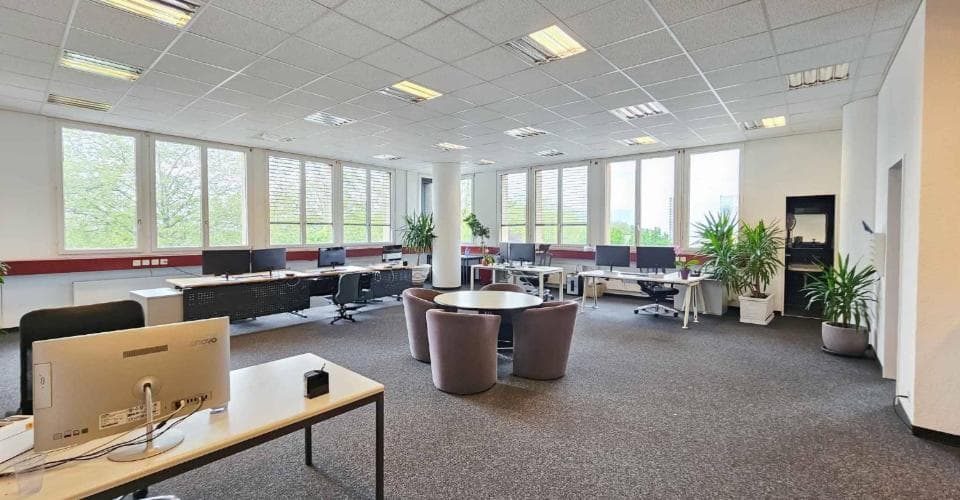 Büro an 9, avenue des Baumettes, 1020 Renens VD