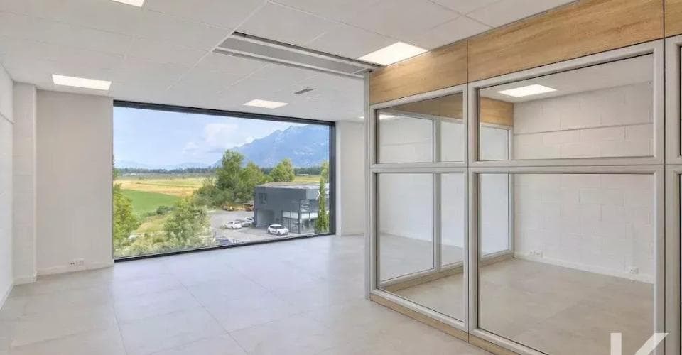 Office in 1870 Monthey, CHF 1'650 per month