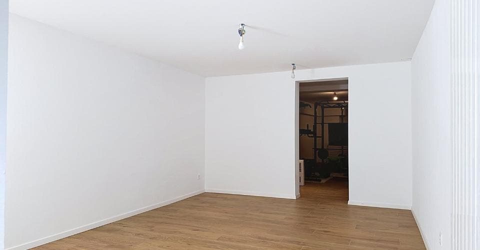Gewerbe an Rue des Alpes 29, 1700 Freiburg – Bild 2 von 7