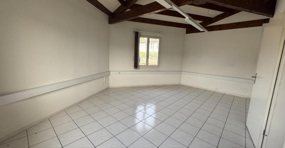 Gewerbe an RTE COTEAU 1-3, 1763 Granges-Paccot – Bild 4 von 10