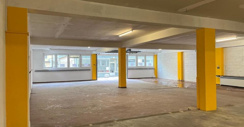 Gewerbe an Rue des Caractères, 3960 Siders