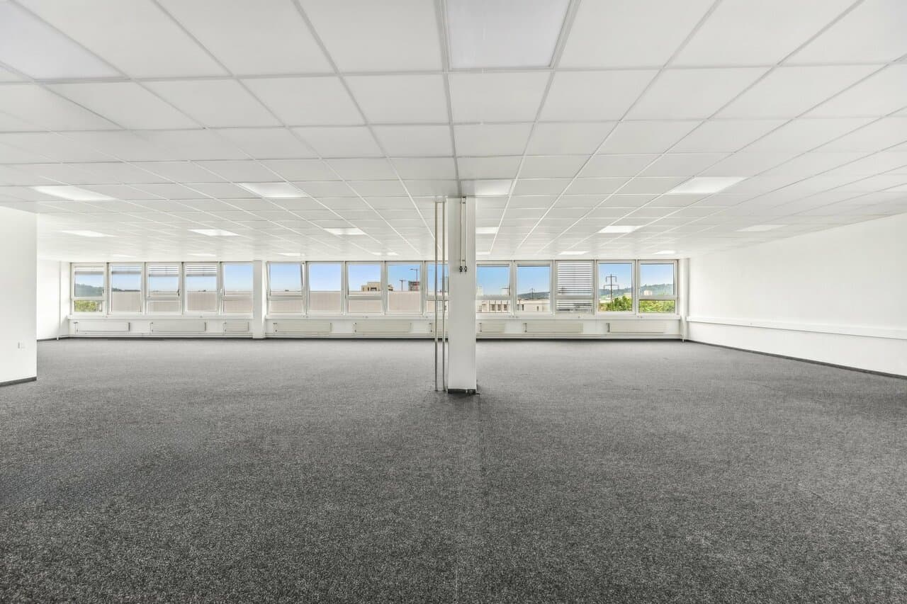 Office at Bahnstrasse 60, 8105 Regensdorf – Photo 5 of 10