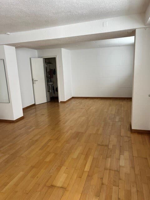 Gewerbe an Höschgasse 56, 8008 Zürich – Bild 2 von 3
