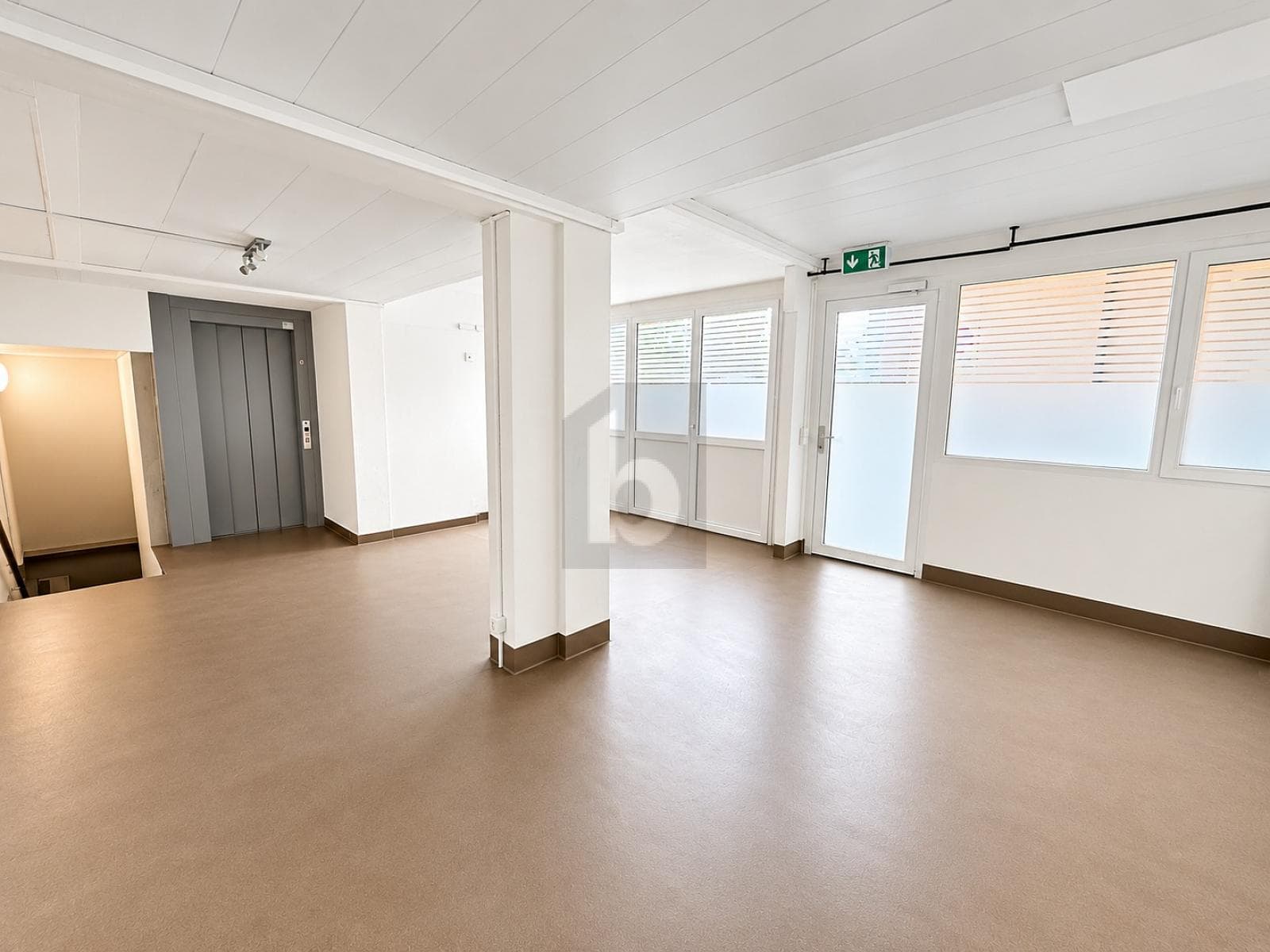 Lager in 1003 Lausanne, 120m² – Bild 2 von 6