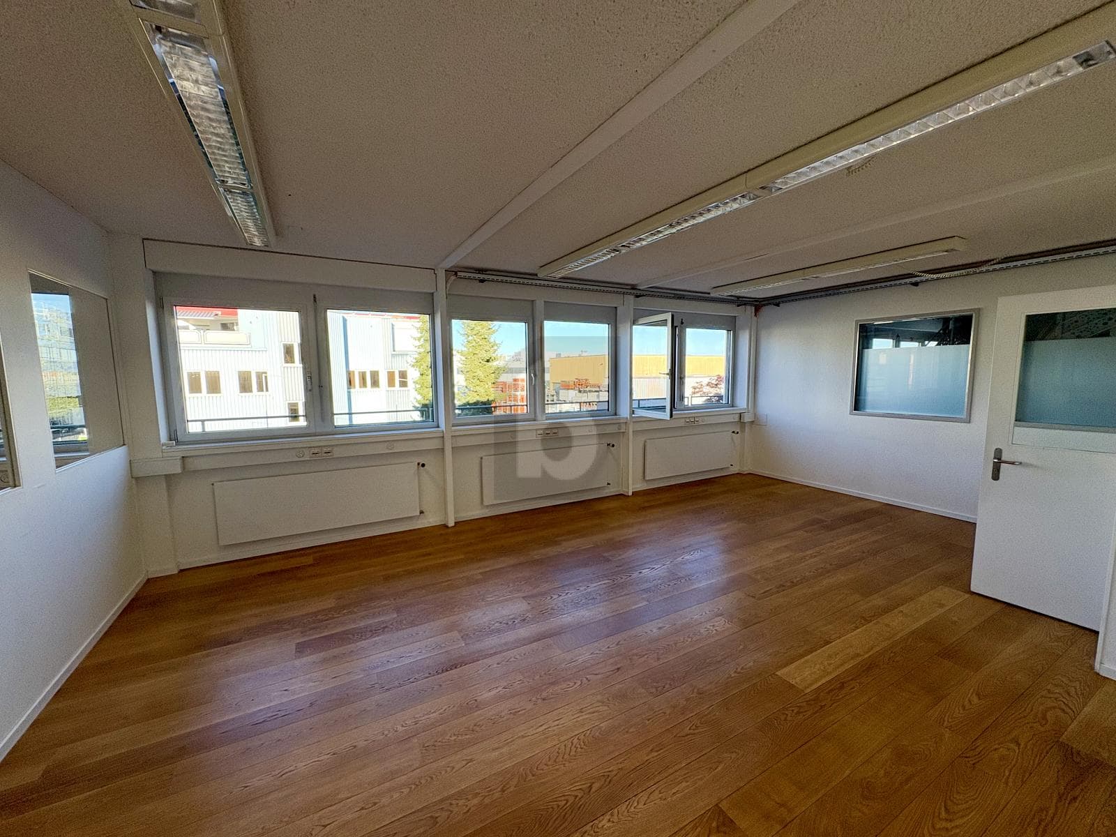Büro in 8855 Wangen SZ, 204m² – Bild 3 von 6