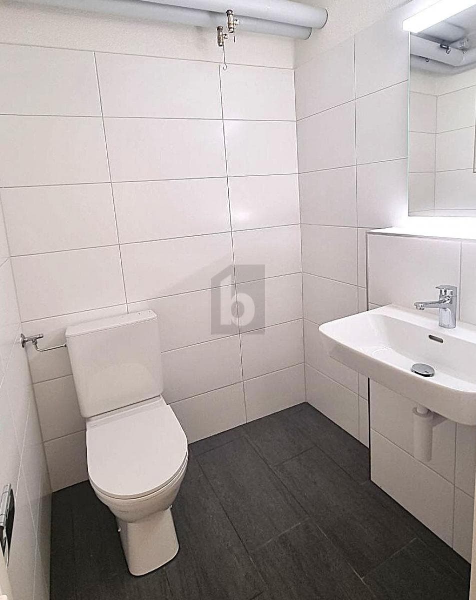 Büro in 4153 Reinach BL, CHF 2'700 pro Monat – Bild 3 von 4