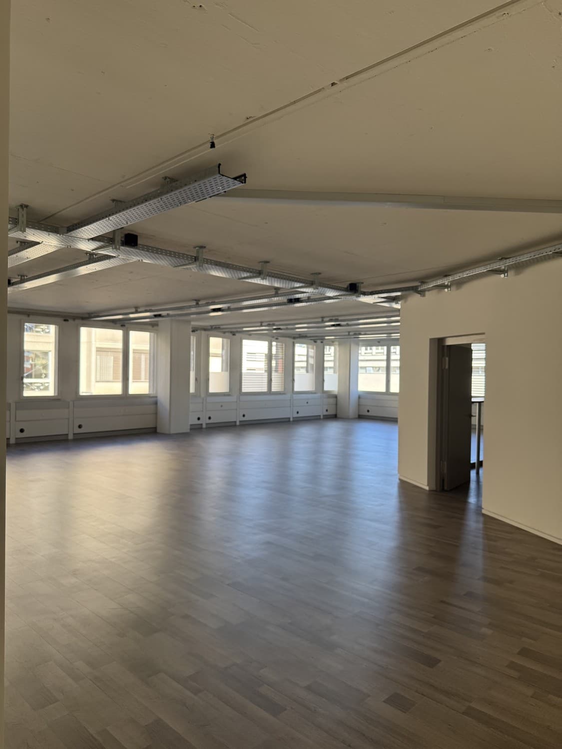 Büro an Buckhauserstrasse 26, 8048 Zürich – Bild 2 von 8