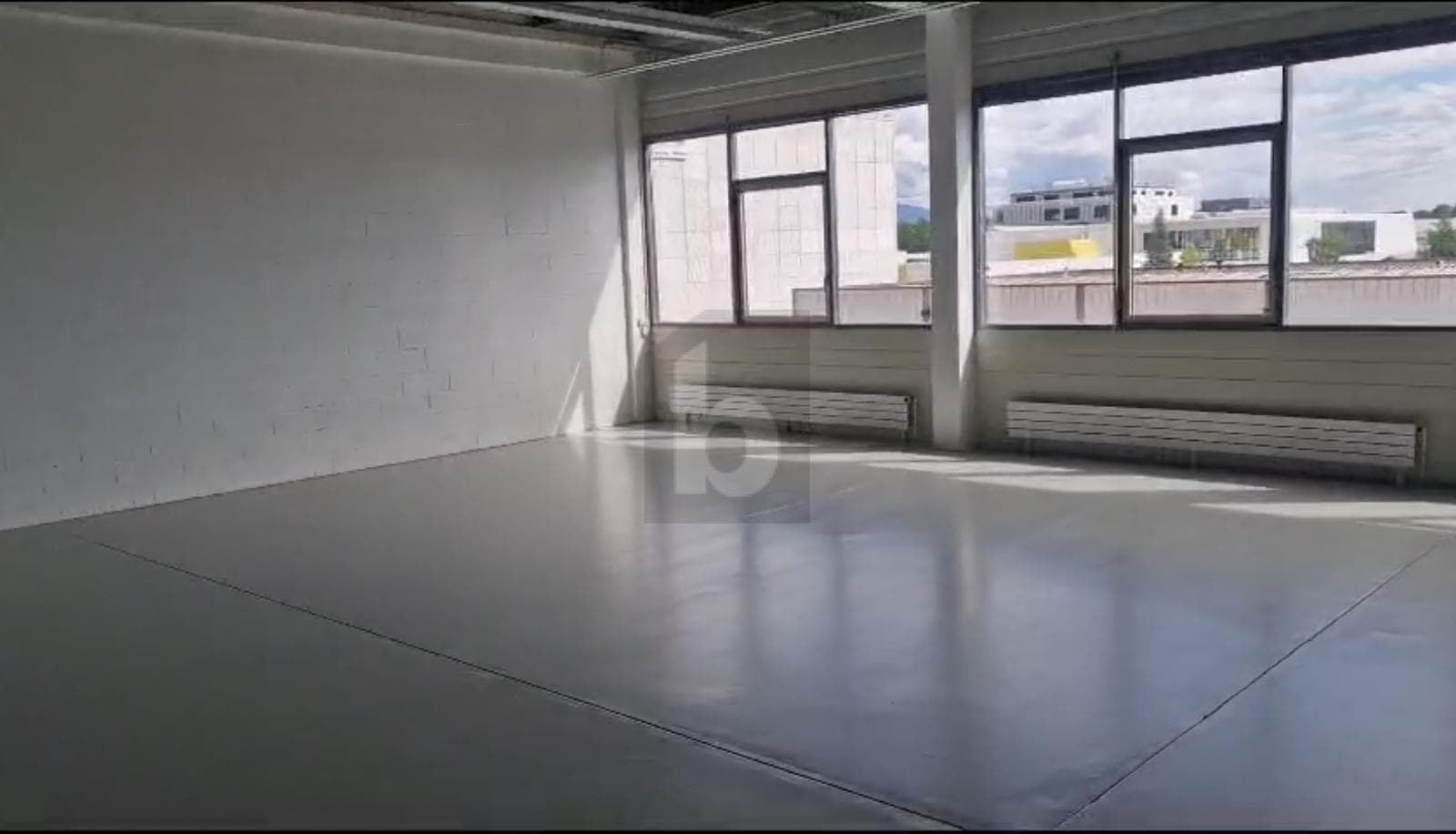 Büro in 1242 Satigny, 110m² – Bild 2 von 5