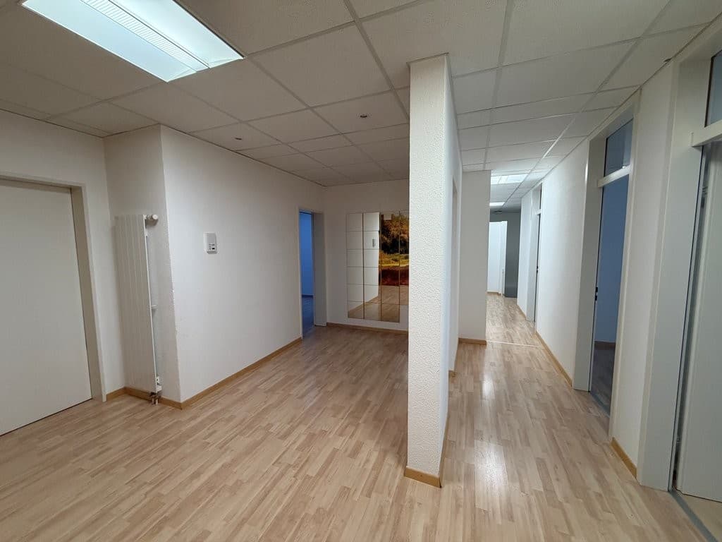 Espace commercial au Bahnhofstr. 10, 8880 Walenstadt – Photo 3 sur 9