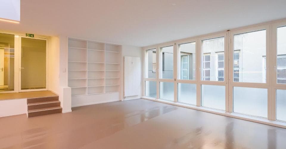 Büro an Avenue Léopold-Robert 90, 2300 La Chaux-de-Fonds