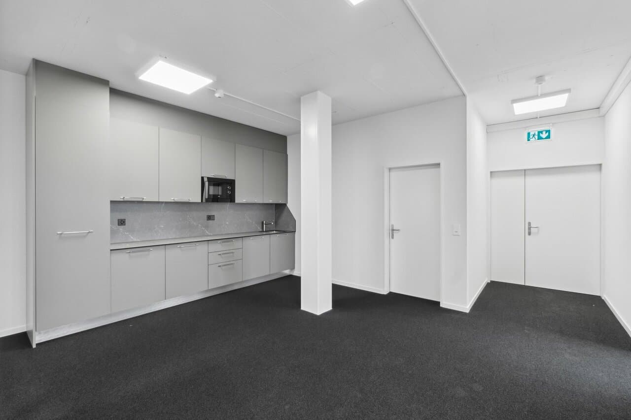 Büro an Bahnstrasse 58, 8105 Regensdorf – Bild 2 von 4