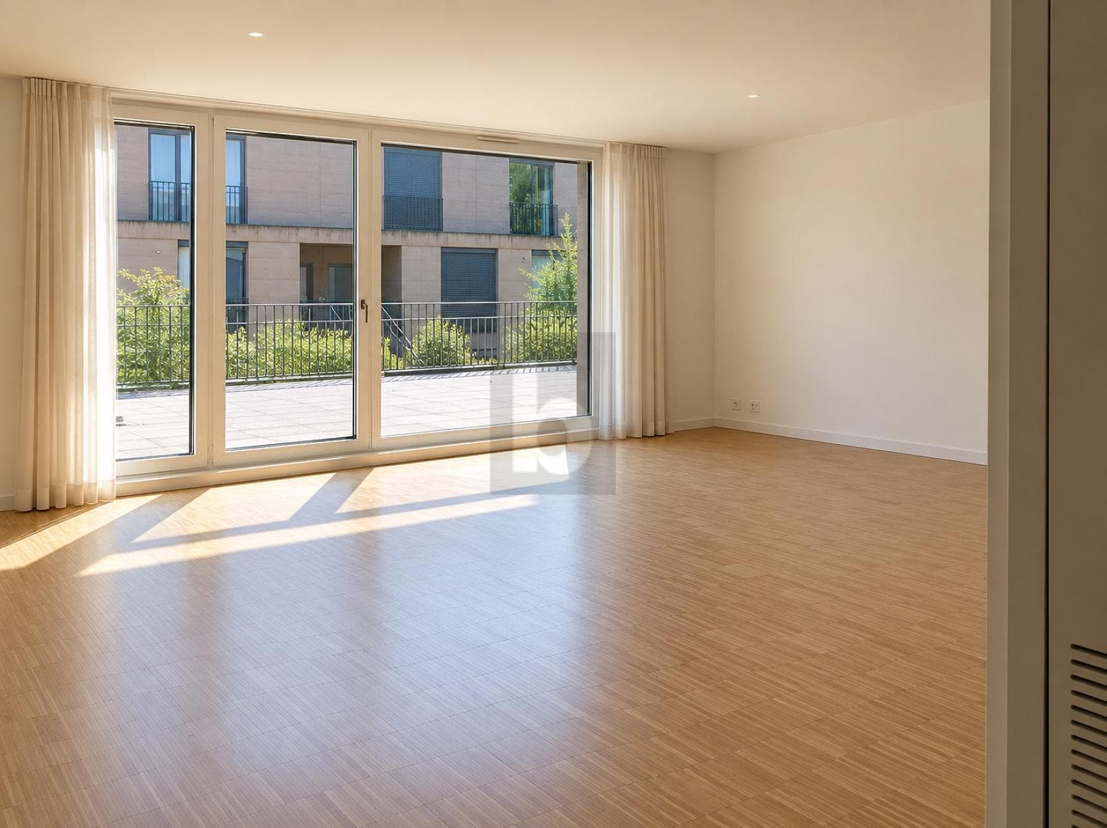 Büro in 1246 Corsier GE, 102m² – Bild 2 von 4