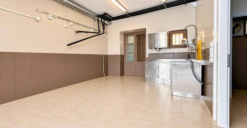 Ladenfläche an 6, rue Caroline, 1227 Les Acacias – Bild 5 von 8