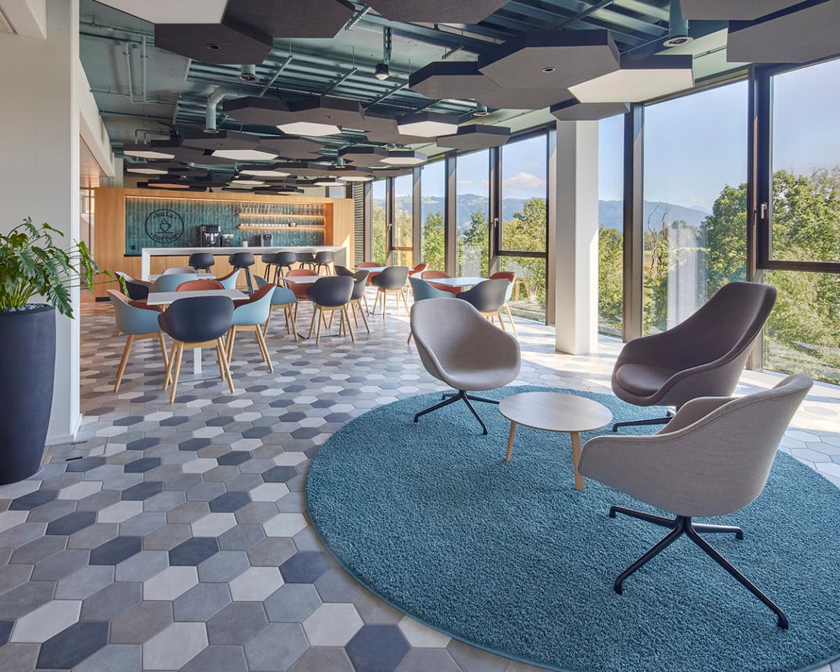 Büro an Hinterbergstrasse 16, 6312 Steinhausen ZG – Bild 2 von 14