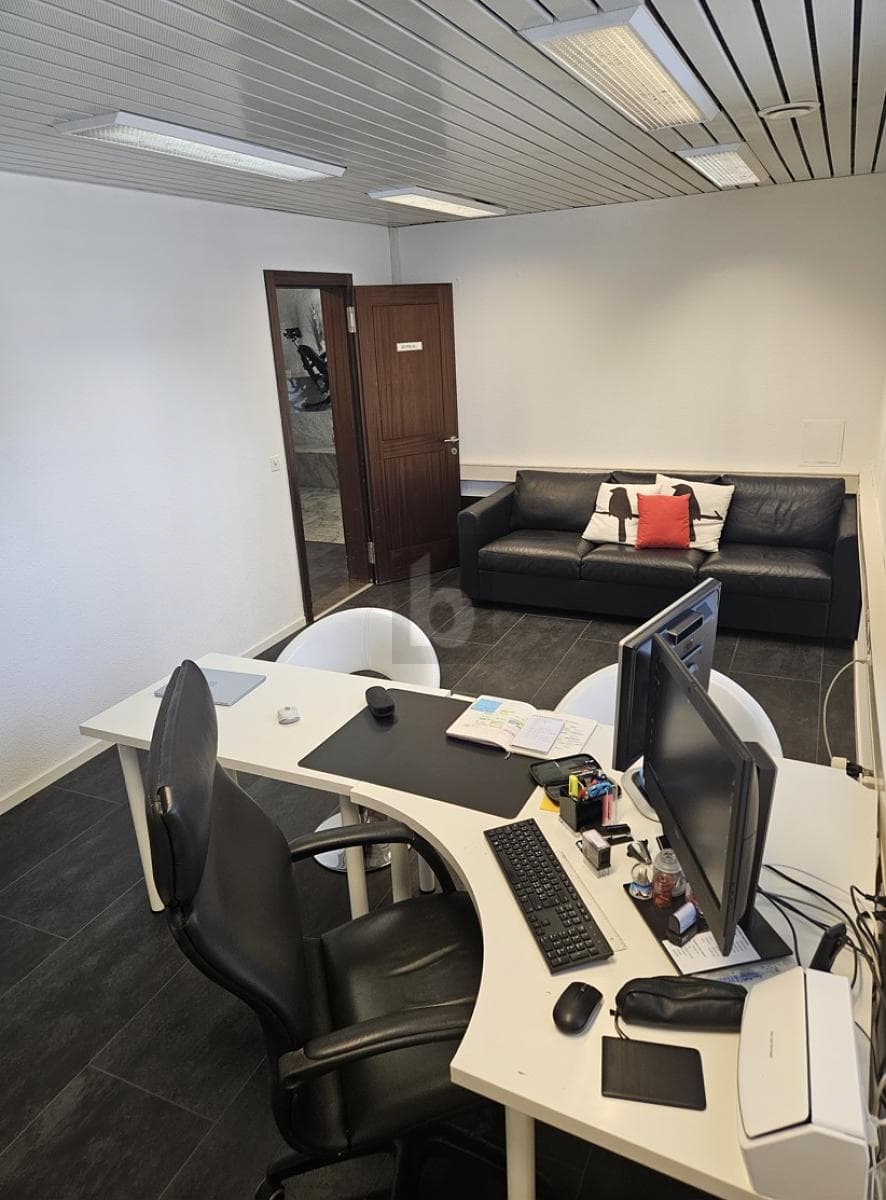 Büro in 1700 Freiburg, 50m² – Bild 2 von 6