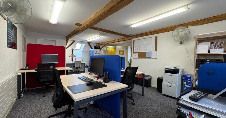 Büro in 1635 La Tour-de-Trême, CHF 2'810 pro Monat – Bild 3 von 14