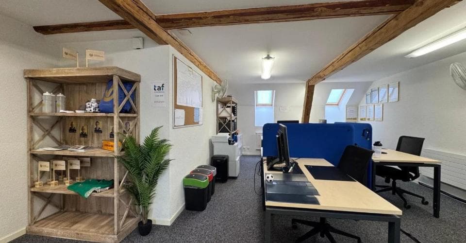 Büro in 1635 La Tour-de-Trême, CHF 2'810 pro Monat – Bild 4 von 14