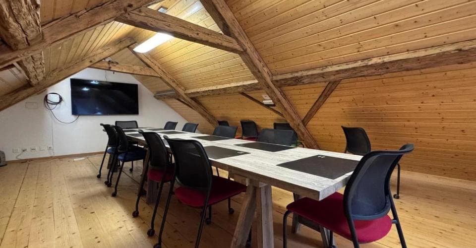 Büro in 1635 La Tour-de-Trême, CHF 2'810 pro Monat