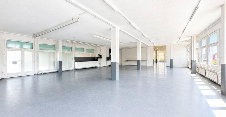 Industrie in 1030 Bussigny, 700m²