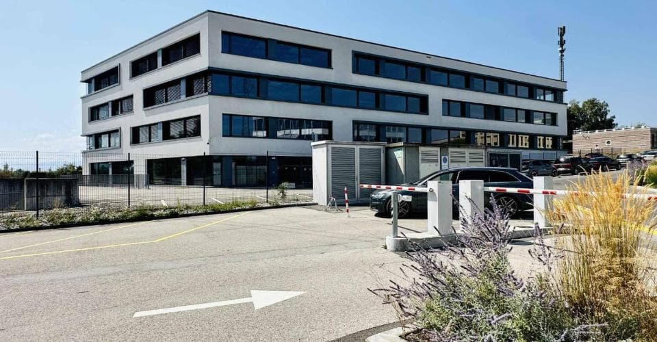 Büro in 1170 Aubonne, 880m²