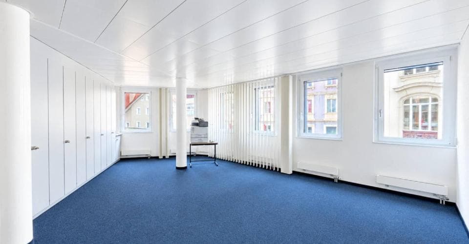 Büro in 2300 La Chaux-de-Fonds, 372m²