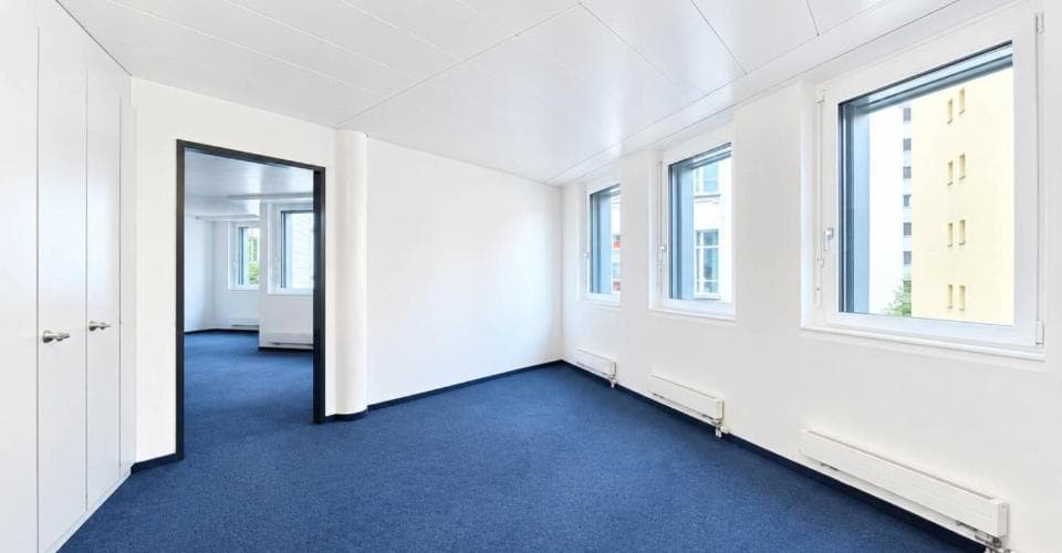 Büro in 2300 La Chaux-de-Fonds, 372m² – Bild 3 von 6