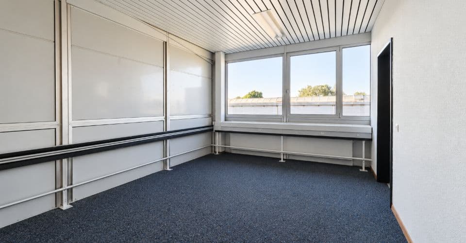 Büro an Le Bey 24, 1442 Montagny-près-Yverdon