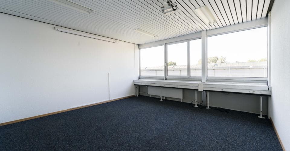 Büro an Le Bey 24, 1442 Montagny-près-Yverdon
