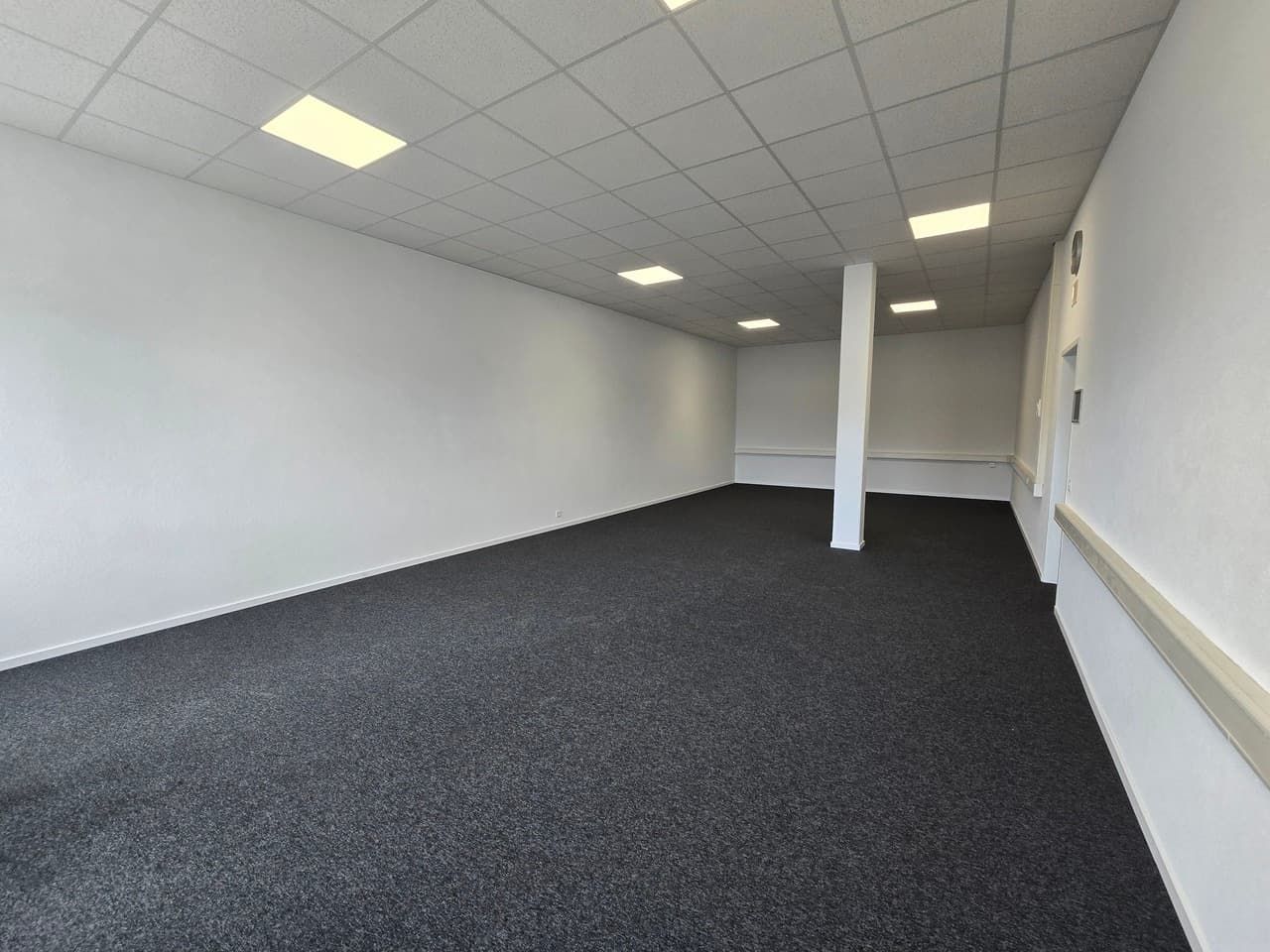 Office at Avenue du Mont-Blanc 31, 1196 Gland – Photo 5 of 7