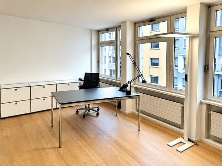 Molkenstrasse 21