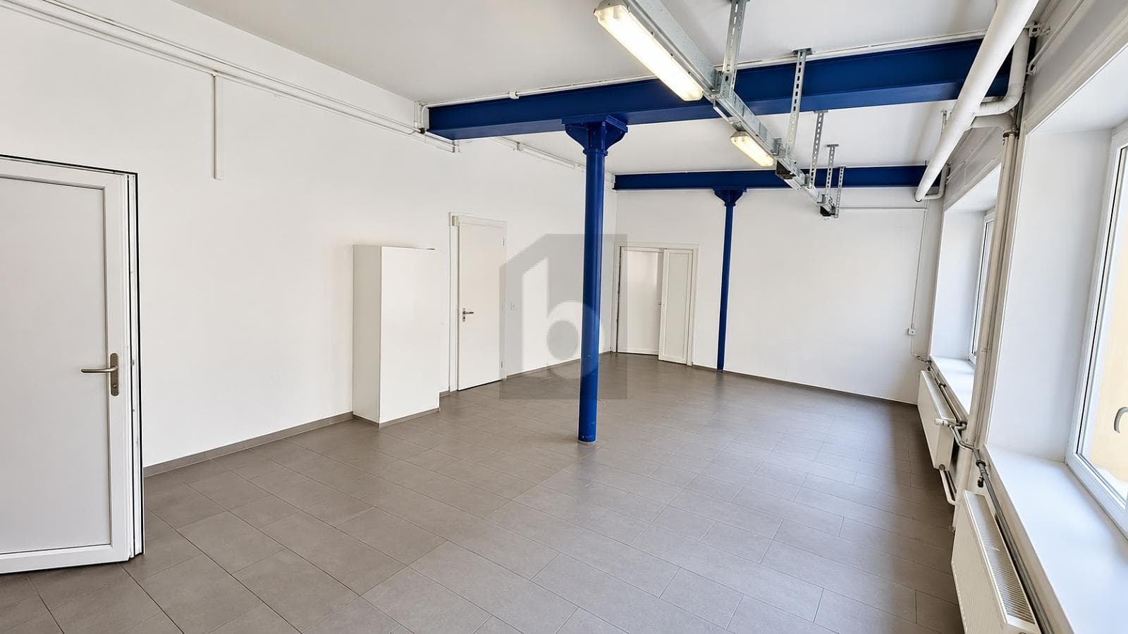 Büro in 2300 La Chaux-de-Fonds, 82m² – Bild 3 von 4