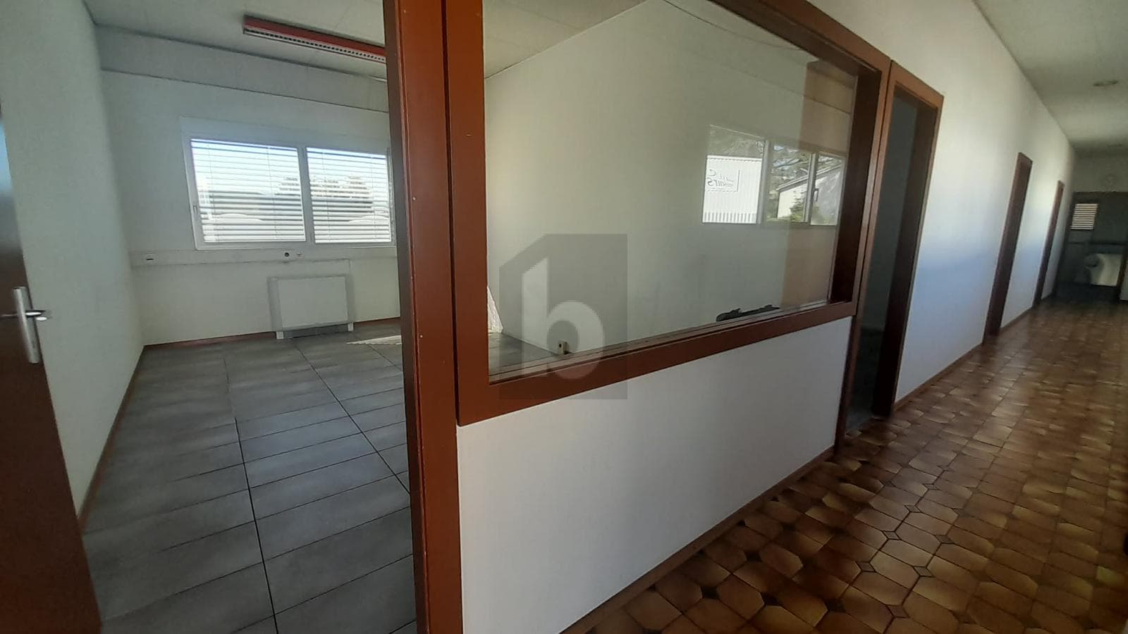 Büro in 1029 Villars-Ste-Croix, 220m² – Bild 2 von 6
