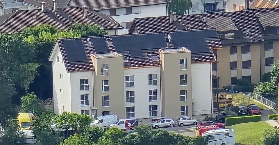 CHATEAU-SEC 9