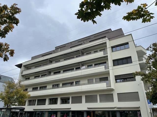 Avenue de Cour 74