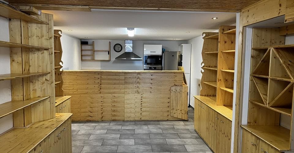 Le Village 162