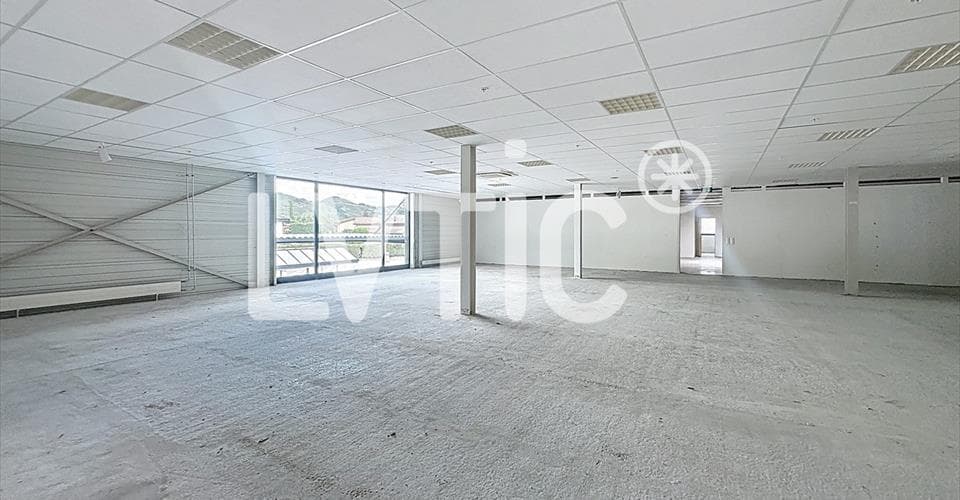 Adresse sur demande