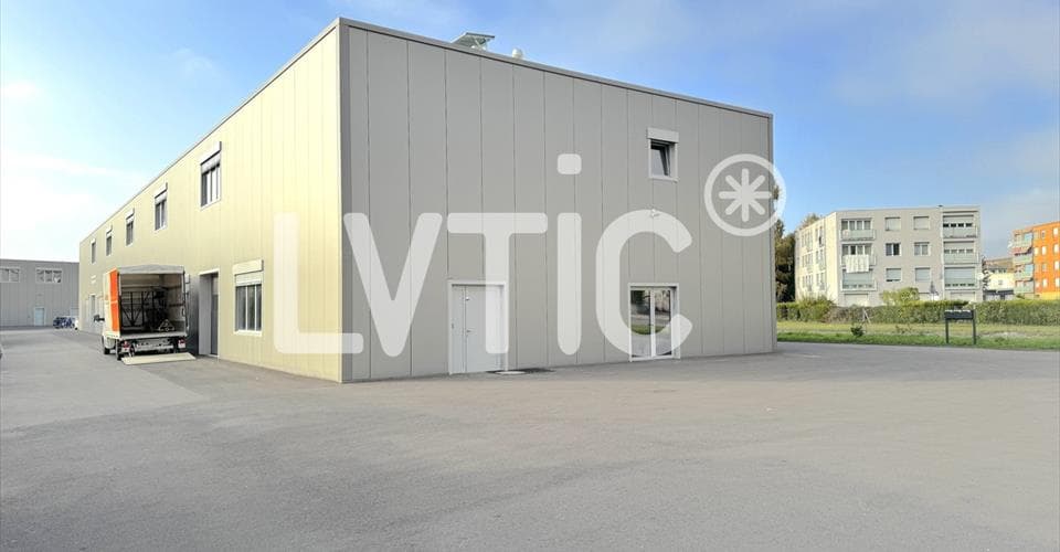 Adresse sur demande