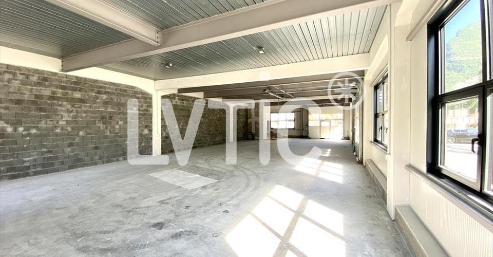 Adresse sur demande