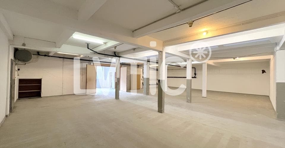 Adresse sur demande