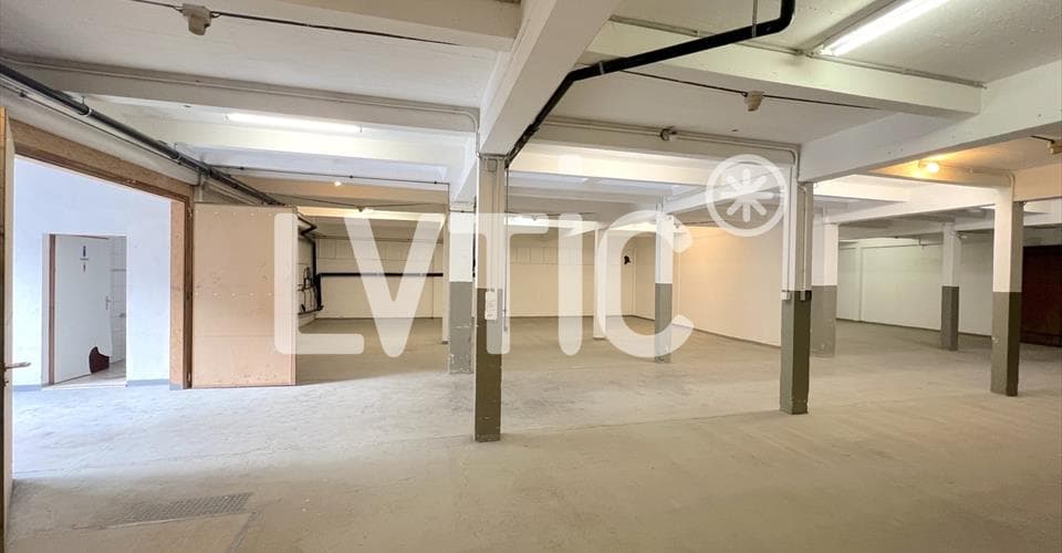 Adresse sur demande