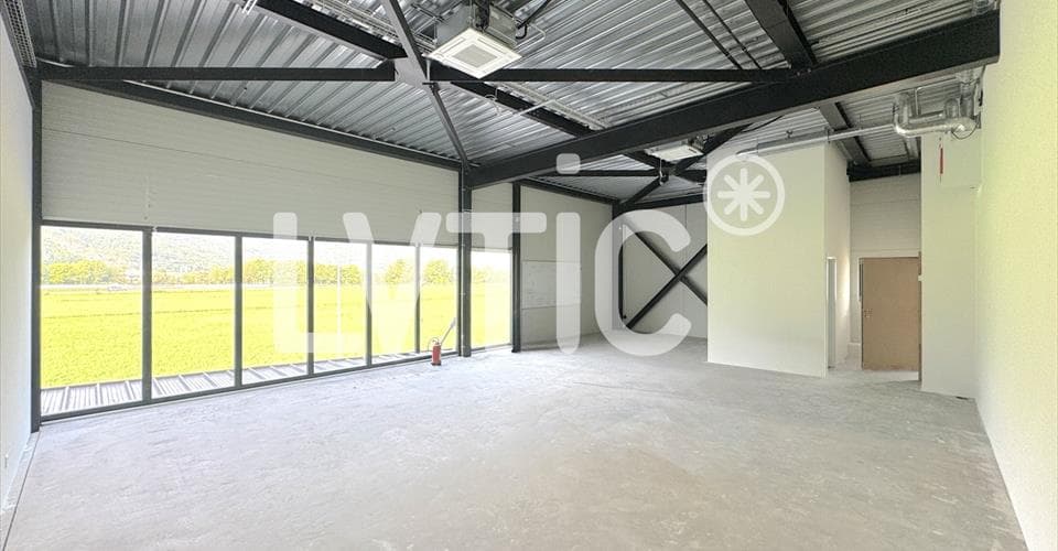 Adresse sur demande