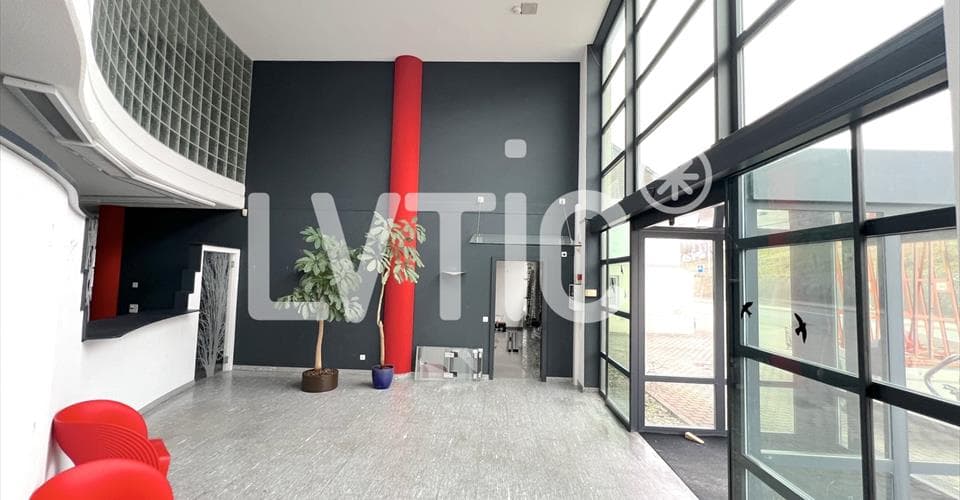 Adresse sur demande