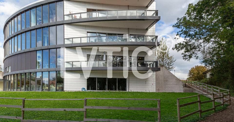 Adresse sur demande